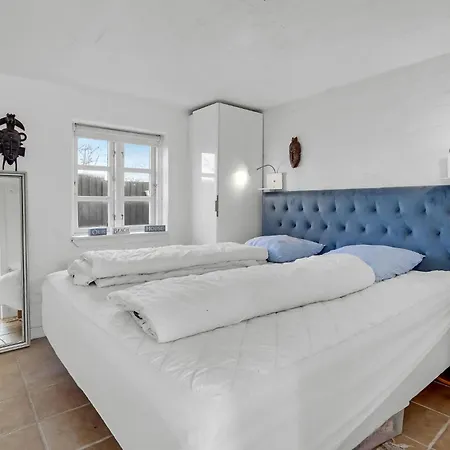 One-bedroom In Holiday home